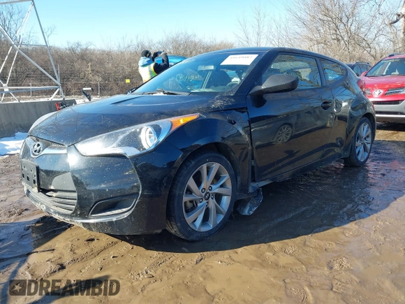 2016 Hyundai Veloster z VIN KMHTC6AD1GU262391, wystawiony jako IAAI lot #41649087 z przebiegiem 96 104 mil mil oraz . Historia ofert i sprzedaży dostępna na DreamBid. Obrazek 17.