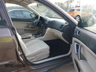 2009 Subaru Outback Special Edition z VIN 4S4BP61C797331433, wystawiony jako IAAI lot #42395401 z przebiegiem 56 923 mil mil oraz . Historia ofert i sprzedaży dostępna na DreamBid. Obrazek 5.