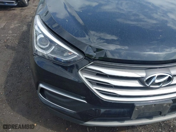 2018 Hyundai Santa Fe Sport 2.4L with VIN 5NMZTDLB2JH088652, listed as a IAAI auction lot 41930731 with 137,844 mi miles. Bid and sale history available at carsss.com. Image 6.