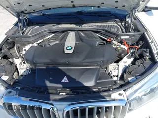 2015 BMW X5 xDrive50i with VIN 5UXKR6C5XF0J76697, listed as a IAAI auction lot 41953074 with 141,377 mi miles and . Bid and sale history available at DreamBid. Image 10.