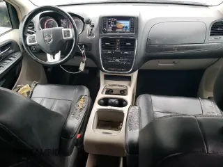 2017 Dodge Grand Caravan Crew Plus with VIN 2C4RDGDG9HR717770, listed as a Copart auction lot 41867825 with 344,420 mi miles and Salvage Title. Bid and sale history available at DreamBid. Image 8.