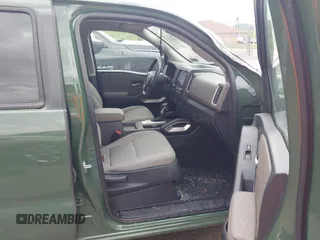 2022 Nissan Frontier Pro-4X z VIN 1N6ED1EK6NN603200, wystawiony jako IAAI lot #42223802 z przebiegiem 17 972 mil mil oraz . Historia ofert i sprzedaży dostępna na DreamBid. Obrazek 5.