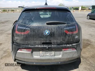 2017 BMW i3 z VIN WBY1Z8C33HV894300, wystawiony jako Copart lot #54510475 z przebiegiem 64 548 mil mil oraz Szkody całkowita. Historia ofert i sprzedaży dostępna na DreamBid. Obrazek 6.