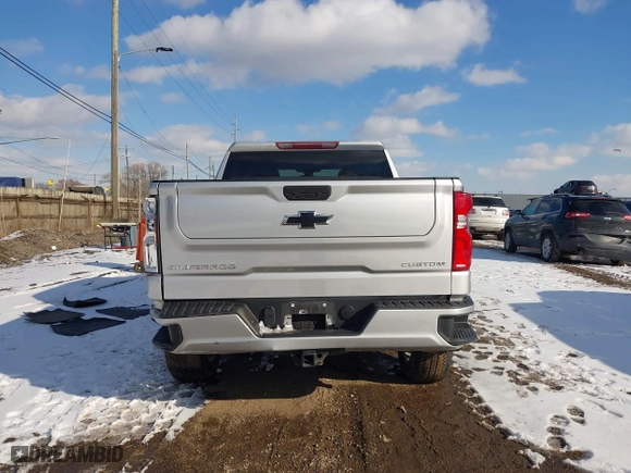 2021 Chevrolet Silverado 1500 Custom with VIN 3GCPYBEK3MG279832, listed as a IAAI auction lot 41510526 with 47,967 mi miles. Bid and sale history available at carsss.com. Image 16.