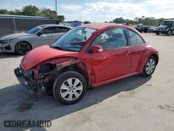 2009 Volkswagen New Beetle Coupe S with VIN 3VWPW31C09M512338, listed as a Copart auction lot 52140795 with 150,986 mi miles and Salvage Title. Bid and sale history available at carsss.com. Image 1.
