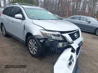 2014 Nissan Pathfinder S with VIN 5N1AR2MM3EC727461, listed as a IAAI auction lot 41789367 with 125,341 mi miles and . Bid and sale history available at DreamBid. Image 6.