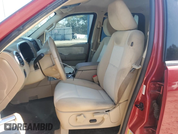 2010 Ford Explorer Sport Trac XLT z VIN 1FMEU3BE1AUA16265, wystawiony jako Copart lot #43391975 z przebiegiem 67 905 mil mil oraz Szkody całkowita. Historia ofert i sprzedaży dostępna na DreamBid. Obrazek 7.
