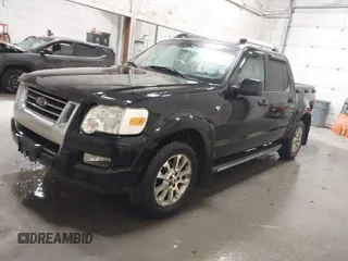 2007 Ford Explorer Sport Trac Limited z VIN 1FMEU53847UA07668, wystawiony jako IAAI lot #41914968 z przebiegiem 217 191 mil mil oraz . Historia ofert i sprzedaży dostępna na DreamBid. Obrazek 2.