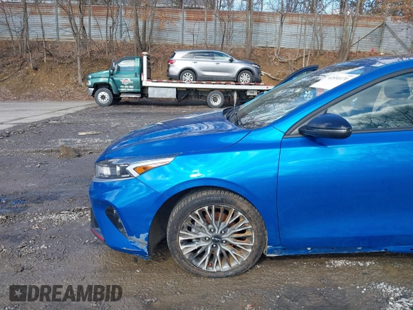 2023 Kia Forte GT-Line with VIN 3KPF54AD8PE656193, listed as a IAAI auction lot 41531171 with 39,135 mi miles. Bid and sale history available at carsss.com. Image 12.