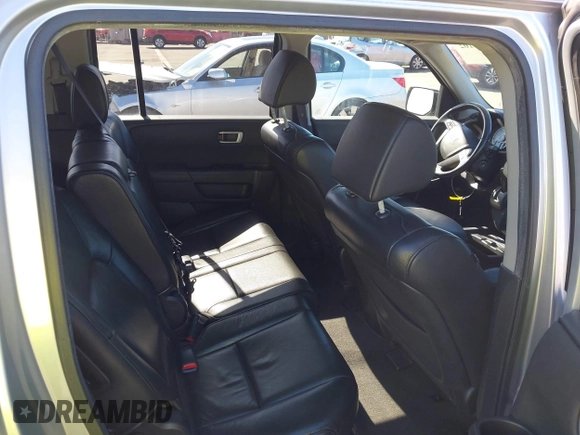 2013 Honda Pilot EX-L with VIN 5FNYF3H5XDB011291, listed as a IAAI auction lot 41266102 with 89,237 mi miles. Bid and sale history available at carsss.com. Image 8.