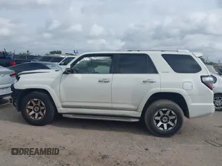 2014 Toyota 4Runner SR5 with VIN JTEZU5JR7E5080554, listed as a IAAI auction lot 42134833 with 170,077 mi miles and . Bid and sale history available at DreamBid. Image 15.