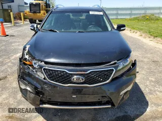 2013 Kia Sorento SX z VIN 5XYKW4A29DG382771, wystawiony jako Copart lot #55823745 z przebiegiem 279 700 mil mil oraz Szkoda całkowita • Salvage title. Historia ofert i sprzedaży dostępna na DreamBid. Obrazek 5.