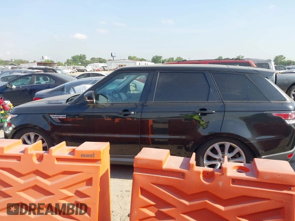 2015 Land Rover Range Rover Sport HSE with VIN SALWR2VF4FA539158, listed as a IAAI auction lot 42050217 with 59,826 mi miles. Bid and sale history available at carsss.com. Image 13.