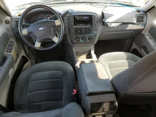 2002 Ford Explorer XLT with VIN 1FMZU63EX2UA80369, listed as a Copart auction lot 52621215 with 245,368 mi miles and Salvage Title. Bid and sale history available at DreamBid. Image 8.