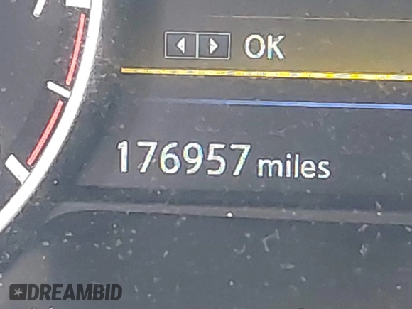 2016 Nissan Maxima SV with VIN 1N4AA6AP4GC386338, listed as a IAAI auction lot 41511559 with 176,957 mi miles and . Bid and sale history available at carsss.com. Image 16.