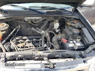 2011 Ford Escape Limited z VIN 1FMCU0E78BKB90916, wystawiony jako Copart lot #53715585 z przebiegiem 140 022 mil mil oraz Szkoda całkowita • Salvage title. Historia ofert i sprzedaży dostępna na DreamBid. Obrazek 12.