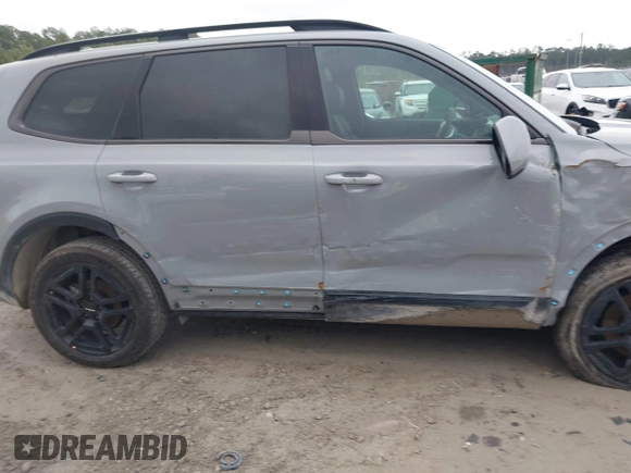 2024 Kia Telluride SX Prestige X-Pro with VIN 5XYP5DGC4RG557203, listed as a IAAI auction lot 41569618 with 2,696 mi miles and . Bid and sale history available at DreamBid. Image 13.