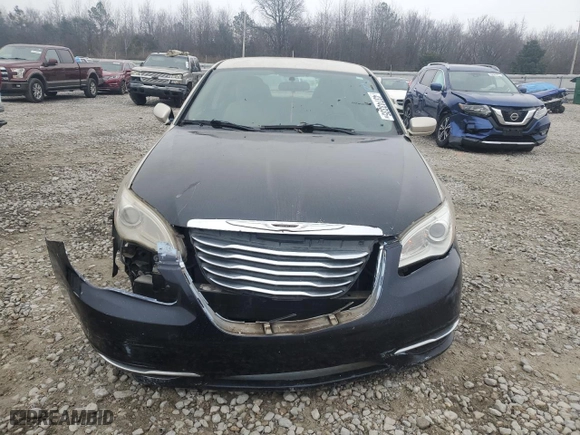 2013 Chrysler 200 Touring with VIN 1C3CCBBG7DN659264, listed as a Copart auction lot 43743335 with 214,866 mi miles and Salvage Title. Bid and sale history available at carsss.com. Image 5.