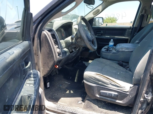 2014 Ram 1500 Tradesman z VIN 1C6RR6FG2ES339933, wystawiony jako IAAI lot #42594859 z przebiegiem Nie podano mil oraz . Historia ofert i sprzedaży dostępna na DreamBid. Obrazek 5.