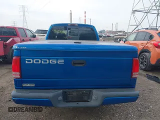 2000 Dodge Dakota with VIN 1B7GL22X8YS774590, listed as a IAAI auction lot 42027035 with 93,092 mi miles and . Bid and sale history available at DreamBid. Image 16.