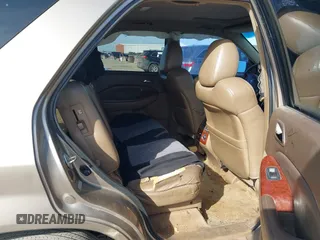 2004 Acura MDX with VIN 2HNYD18294H532989, listed as a IAAI auction lot 41357046 with 174,685 mi miles. Bid and sale history available at carsss.com. Image 8.