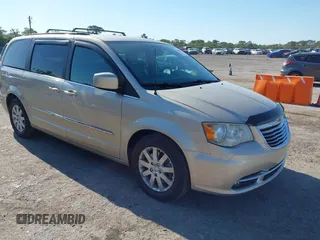 2014 Chrysler Town & Country Touring with VIN 2C4RC1BG4ER372629, listed as a IAAI auction lot 42060762 with 180,662 mi miles. Bid and sale history available at carsss.com. Image 1.