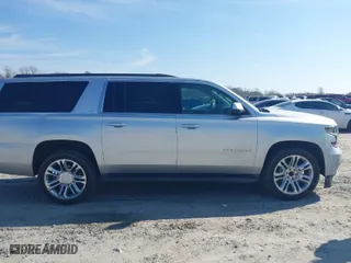 2018 Chevrolet Suburban LT with VIN 1GNSCHKCXJR266409, listed as a IAAI auction lot 41510241 with 114,387 mi miles. Bid and sale history available at carsss.com. Image 13.