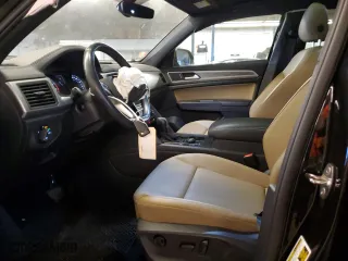 2020 Volkswagen Atlas Cross Sport 3.6L V6 SE w/Technology with VIN 1V26E2CA0LC209266, listed as a Copart auction lot 74745073 with 34,870 mi miles. Bid and sale history available at carsss.com. Image 7.