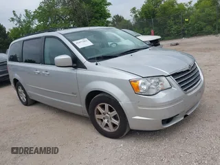 2008 Chrysler Town & Country Touring with VIN 2A8HR54P18R839436, listed as a IAAI auction lot 42477462 with 139,871 mi miles and . Bid and sale history available at DreamBid. Image 1.