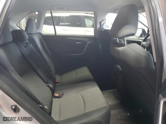 2021 Toyota RAV4 XLE with VIN 2T3P1RFV0MC208028, listed as a Copart auction lot 46228765 with 47,203 mi miles and Salvage Title. Bid and sale history available at carsss.com. Image 11.