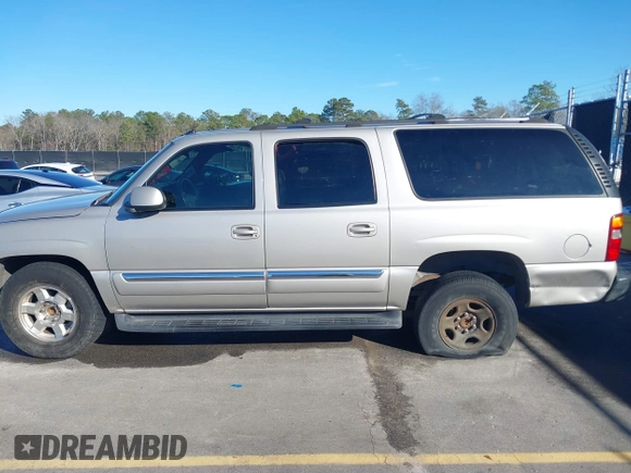 2004 GMC Yukon XL SLE with VIN 3GKEC16T04G293361, listed as a IAAI auction lot 41215667 with 217,336 mi miles. Bid and sale history available at carsss.com. Image 14.