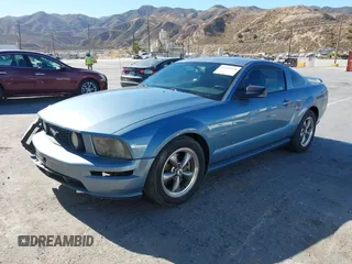 2006 Ford Mustang GT Deluxe with VIN 1ZVHT82H865256343, listed as a IAAI auction lot 42550238 with 153,700 mi miles and . Bid and sale history available at DreamBid. Image 2.