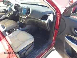 2017 Jeep Cherokee Limited with VIN 1C4PJLDBXHW661794, listed as a IAAI auction lot 40909038 with 109,609 mi miles. Bid and sale history available at carsss.com. Image 5.