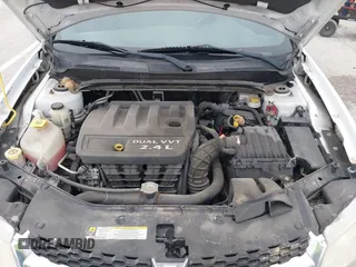 2012 Dodge Avenger SE with VIN 1C3CDZAB0CN110886, listed as a IAAI auction lot 41169873 with Not Provided miles and . Bid and sale history available at DreamBid. Image 10.