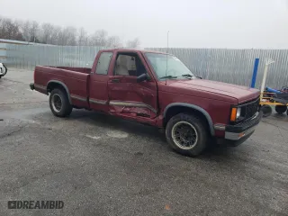 1993 GMC Sonoma with VIN 1GTCS19ZXP8503223, listed as a Copart auction lot 86344214 with 175,849 mi miles and Salvage Title. Bid and sale history available at carsss.com. Image 4.
