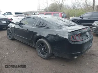 2014 Ford Mustang V6 with VIN 1ZVBP8AM0E5279980, listed as a IAAI auction lot 41943672 with 161,987 mi miles. Bid and sale history available at carsss.com. Image 3.