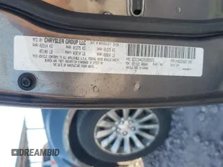 2014 Chrysler 300 z VIN 2C3CCAAG7EH255371, wystawiony jako Copart lot #54427245 z przebiegiem 166 049 mil mil oraz Szkoda całkowita • Salvage title. Historia ofert i sprzedaży dostępna na DreamBid. Obrazek 12.