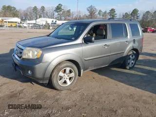 2009 Honda Pilot EX-L with VIN 5FNYF48519B053281, listed as a IAAI auction lot 41905515 with 255,634 mi miles. Bid and sale history available at carsss.com. Image 2.