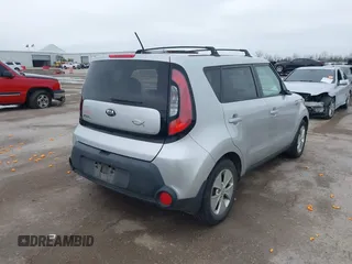 2015 Kia Soul z VIN KNDJN2A21F7777241, wystawiony jako IAAI lot #41713236 z przebiegiem 168 115 mil mil oraz . Historia ofert i sprzedaży dostępna na DreamBid. Obrazek 4.