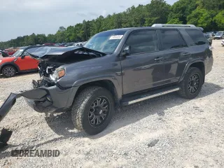 2017 Toyota 4Runner SR5 with VIN JTEZU5JR3H5160986, listed as a Copart auction lot 59844355 with Not provided miles and Salvage title. Bid and sale history available at DreamBid. Image 1.