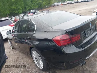 2013 BMW 3 Series 328i z VIN WBA3A5G54DNP20416, wystawiony jako IAAI lot #42092526 z przebiegiem 136 545 mil mil oraz . Historia ofert i sprzedaży dostępna na DreamBid. Obrazek 15.