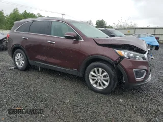 2017 Kia Sorento LX с VIN 5XYPGDA30HG289722, выставлен на аукционе Copart как лот 57778715 с пробегом 64 553 миль миль и Списание • Salvage title. История ставок и продаж доступна на DreamBid. Изображение 4.