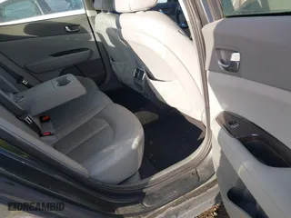 2016 Kia Optima EX with VIN 5XXGU4L33GG010286, listed as a IAAI auction lot 41669758 with 111,713 mi miles. Bid and sale history available at carsss.com. Image 8.