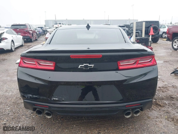 2016 Chevrolet Camaro 2LT with VIN 1G1FD1RS0G0191317, listed as a IAAI auction lot 41453492 with 86,761 mi miles. Bid and sale history available at carsss.com. Image 17.