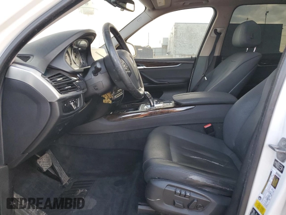 2014 BMW X5 xDrive35i with VIN 5UXKR0C52E0H27333, listed as a Copart auction lot 43333435 with 170,053 mi miles and Clean Title. Bid and sale history available at carsss.com. Image 7.
