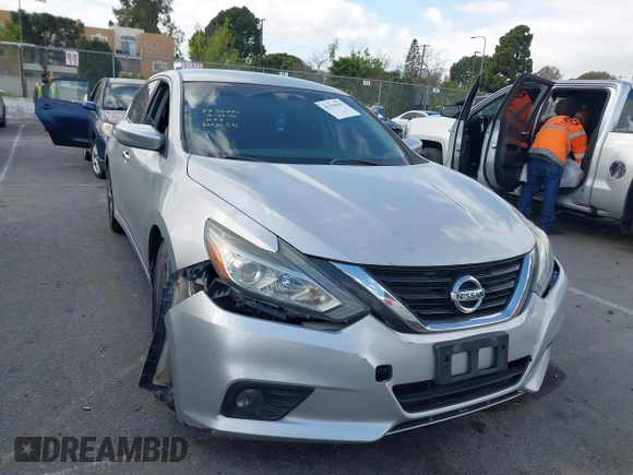 2017 Nissan Altima SV with VIN 1N4AL3AP9HC293762, listed as a IAAI auction lot 41518107 with 118,900 mi miles and . Bid and sale history available at carsss.com. Image 1.