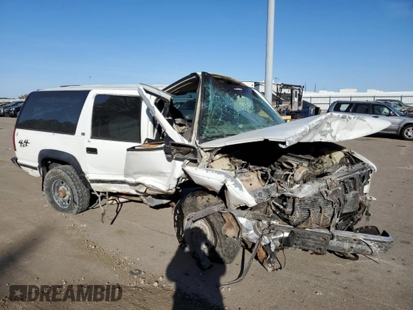 1994 Chevrolet Suburban with VIN 1GNGK26N2RJ373188, listed as a Copart auction lot 75893984 with 221,145 mi miles and Salvage Title. Bid and sale history available at carsss.com. Image 4.