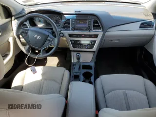 2016 Hyundai Sonata Hybrid SE with VIN KMHE24L11GA009480, listed as a Copart auction lot 54905615 with 71,245 mi miles and Salvage Title. Bid and sale history available at carsss.com. Image 8.