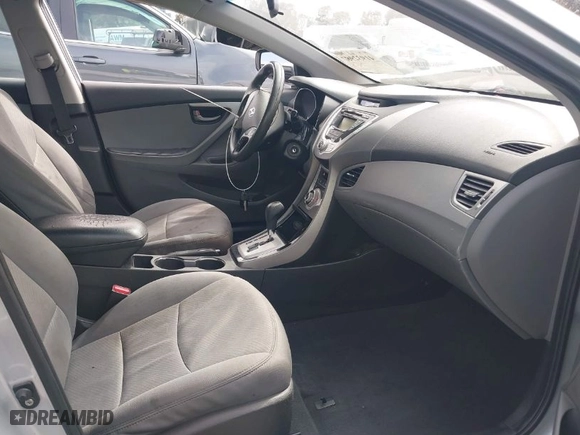 2011 Hyundai Elantra GLS PZEV with VIN 5NPDH4AE7BH022191, listed as a IAAI auction lot 41932987 with 187,381 mi miles. Bid and sale history available at carsss.com. Image 5.