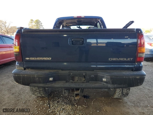 2001 Chevrolet Silverado 1500 LT with VIN 1GCEK19T31Z134727, listed as a Copart auction lot 46587895 with 285,020 mi miles and Salvage Title. Bid and sale history available at carsss.com. Image 6.